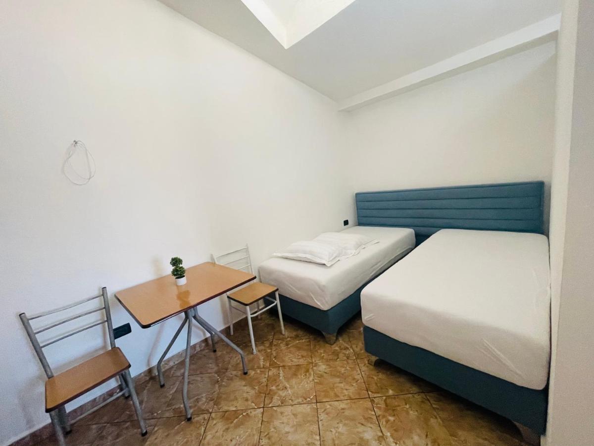 Jazoj Family Hotel Орикум Екстериор снимка