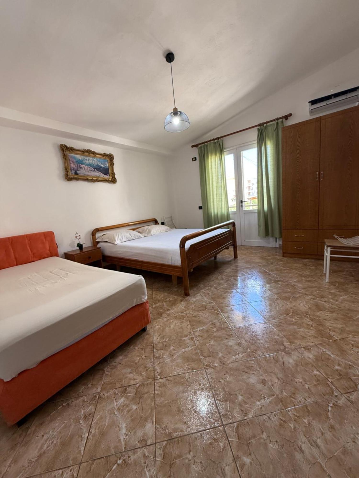 Jazoj Family Hotel Орикум Екстериор снимка