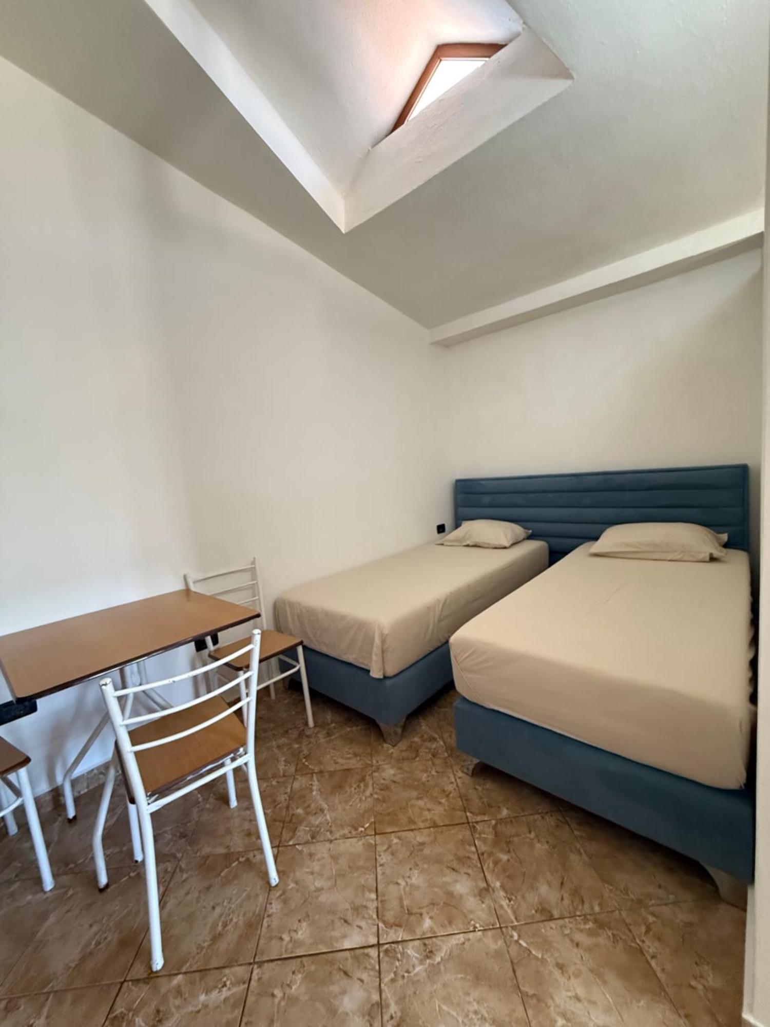 Jazoj Family Hotel Орикум Екстериор снимка